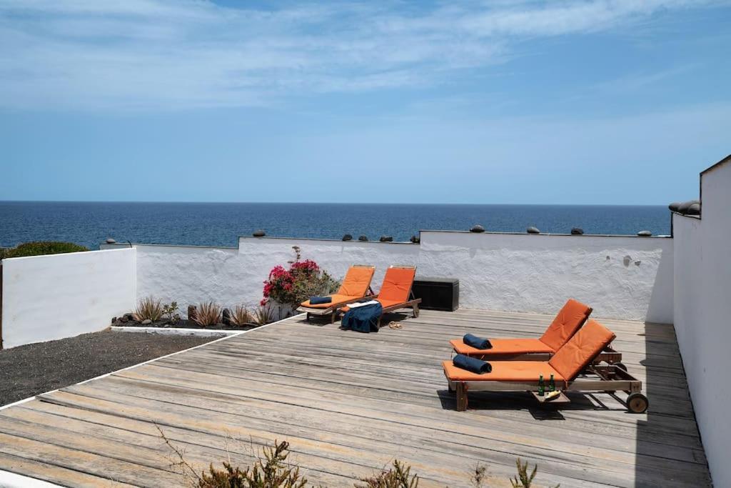 Playa Marina Ocean View Eco Bungalow Arrieta  Esterno foto